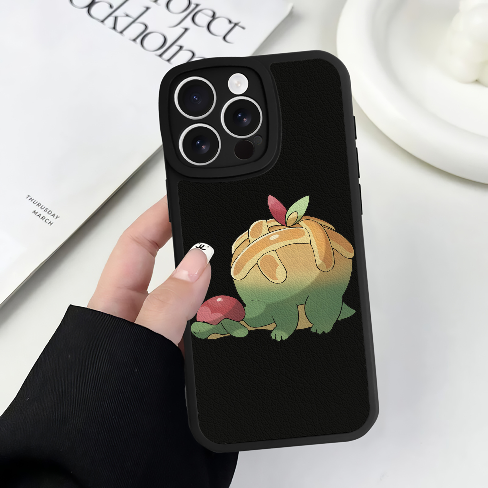 （画像用） ポケットモンスター Pokémon 【iPhone 16シリーズ対応】シリコンスマホケース（レザー調） 材質：シリコン